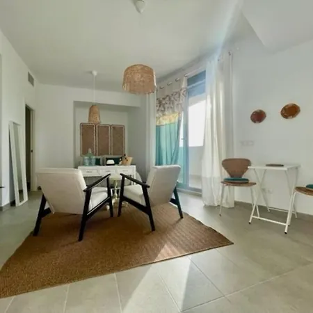 Eva Recommends Frente Al Mar Cadix